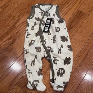 NWT Me Too Monkey Baby Girls Onesie Sleeveless Fleece Romper Size 0-3 Months
